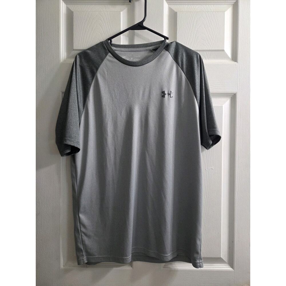 Under Armour Mens Heatgear Gray Loose Short Sleeve top Tshirt Gym Running Large
